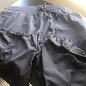 Reebok Gray Capri Pants Moisture-Wicking Performance